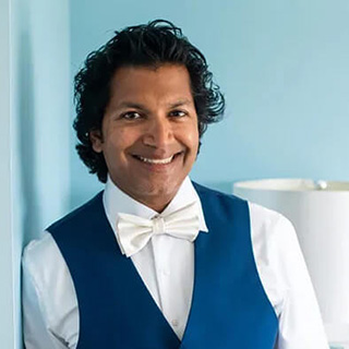 Portrait of Dr. William Murthy, DMD